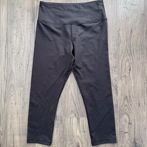 ZYIA ACTIVE Black Capri Leggings Cropped Workout Athleisure‎ Size 4